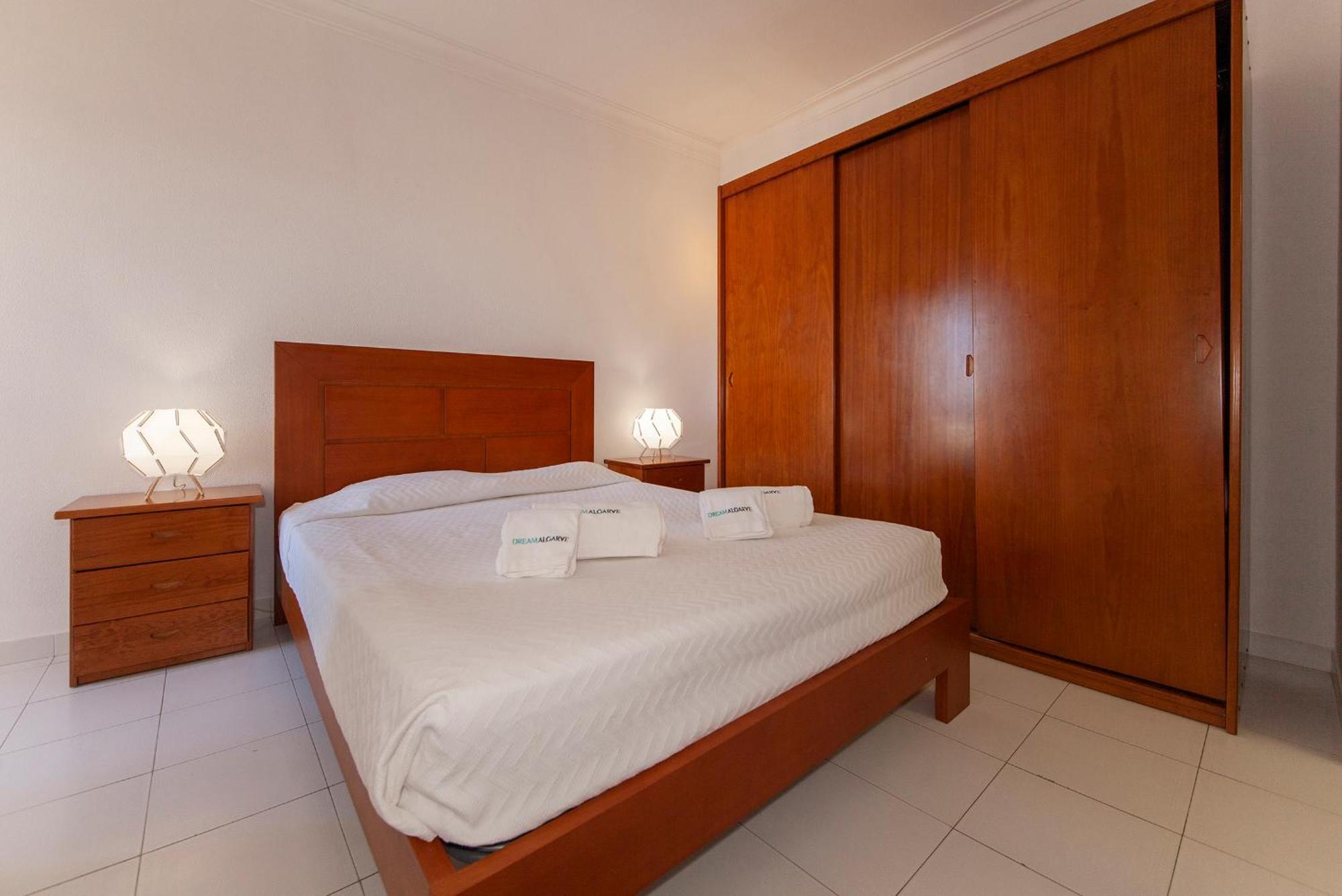 B25 - Candimar Beach Apartment Portimão Extérieur photo